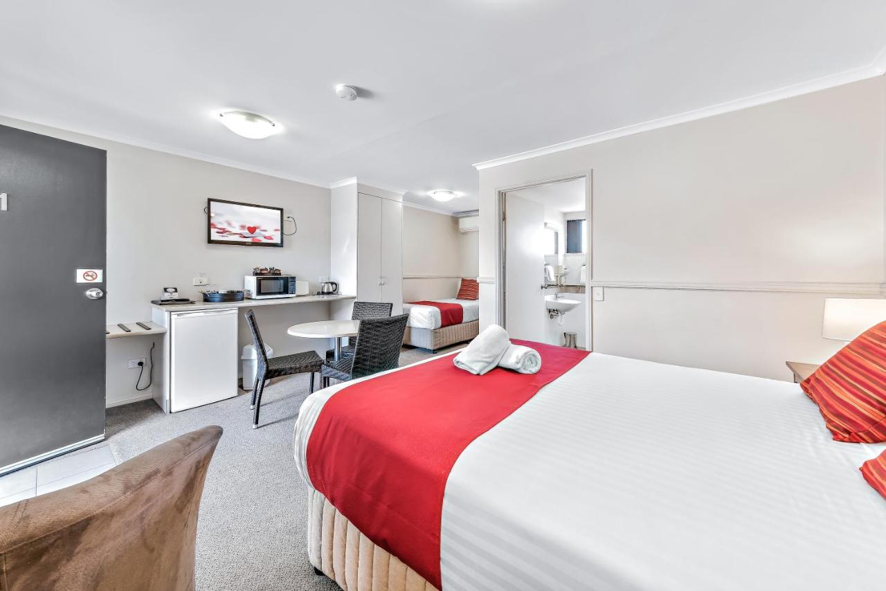 Apple & Grape Motel Stanthorpe Exterior photo